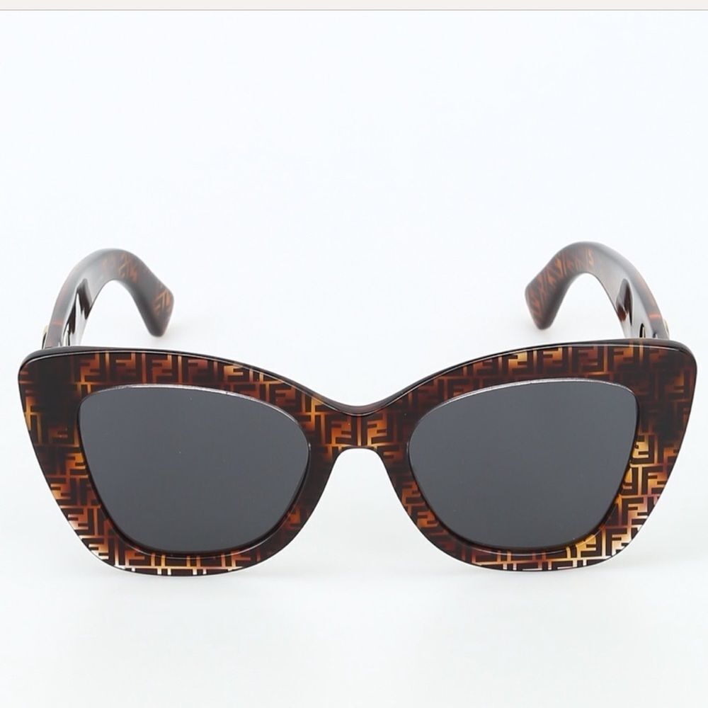 NWT FENDI Logo Cateye Sunglasses​​​​​​​​​ - Picture 2 of 3